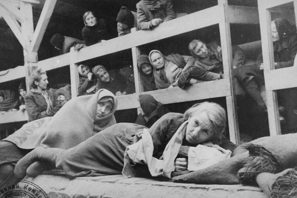 fotograph of women in the barracks of the newly liberated Auschwitz concentration camp