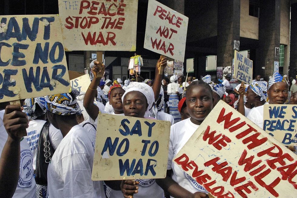 Liberianische Frauen protestieren 2007 gegen sexualisierte Gewalt