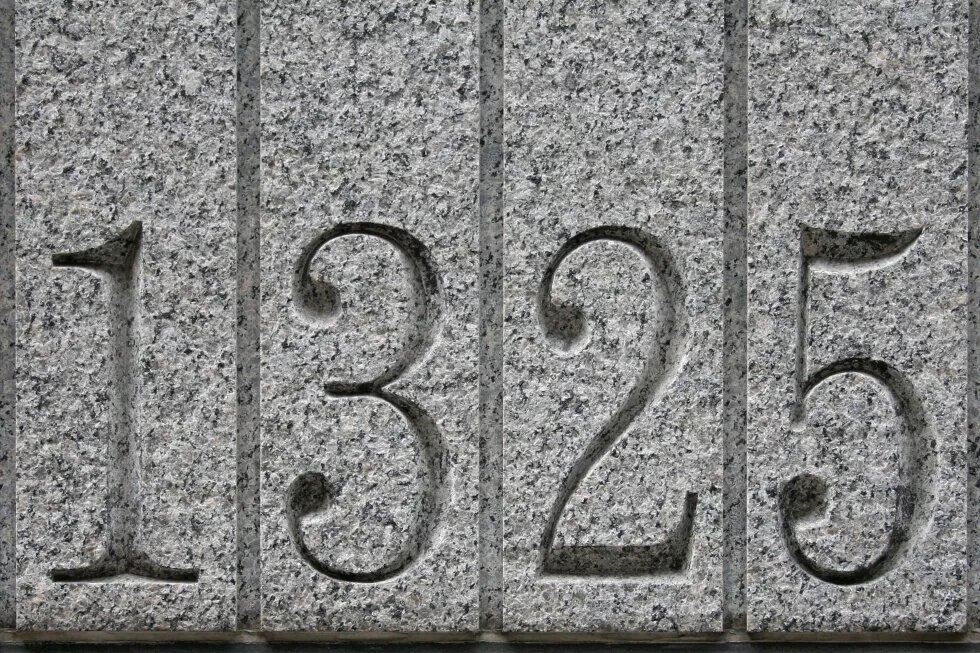 Number on stone: 1325