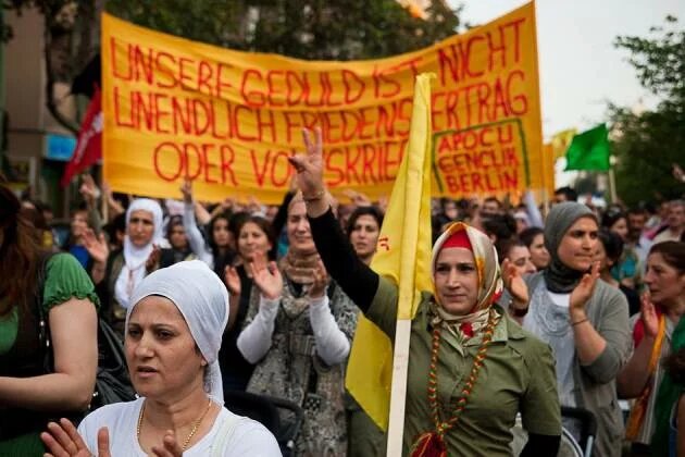 Demonstration kurdischer Frauen in Berlin, aufgenommen 2011 Demonstration kurdischer Frauen in Berlin, aufgenommen 2011